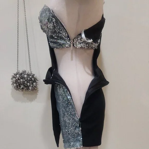 💥SEXY GLAM!💥One Sleeve Tuxedo Romper in Black & Silver Sequin